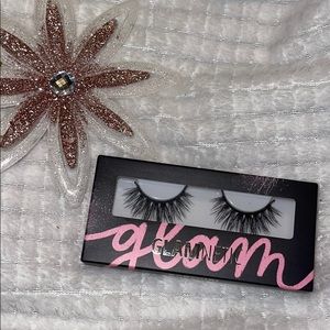 Lashes